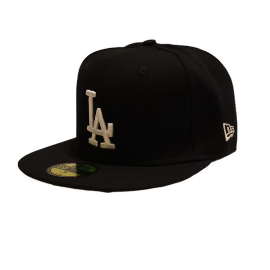 Black & White LA Snapback Cap – Classic Flat Brim